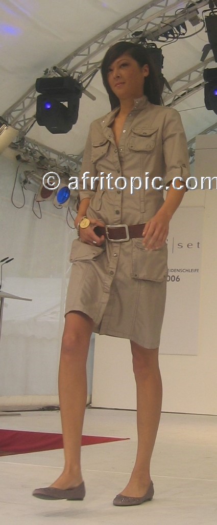 ../Images/krefash3 040b.jpg